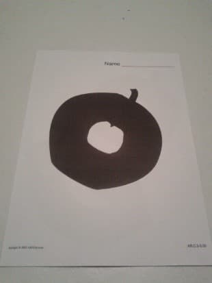 Cómo enseñar a respetar el margen al colorear - Embedded Image 1