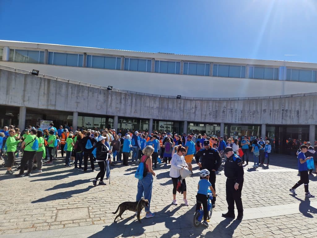 Fundación ConecTEA colabora en la caminata por el autismo en Tres Cantos - Embedded Image 4