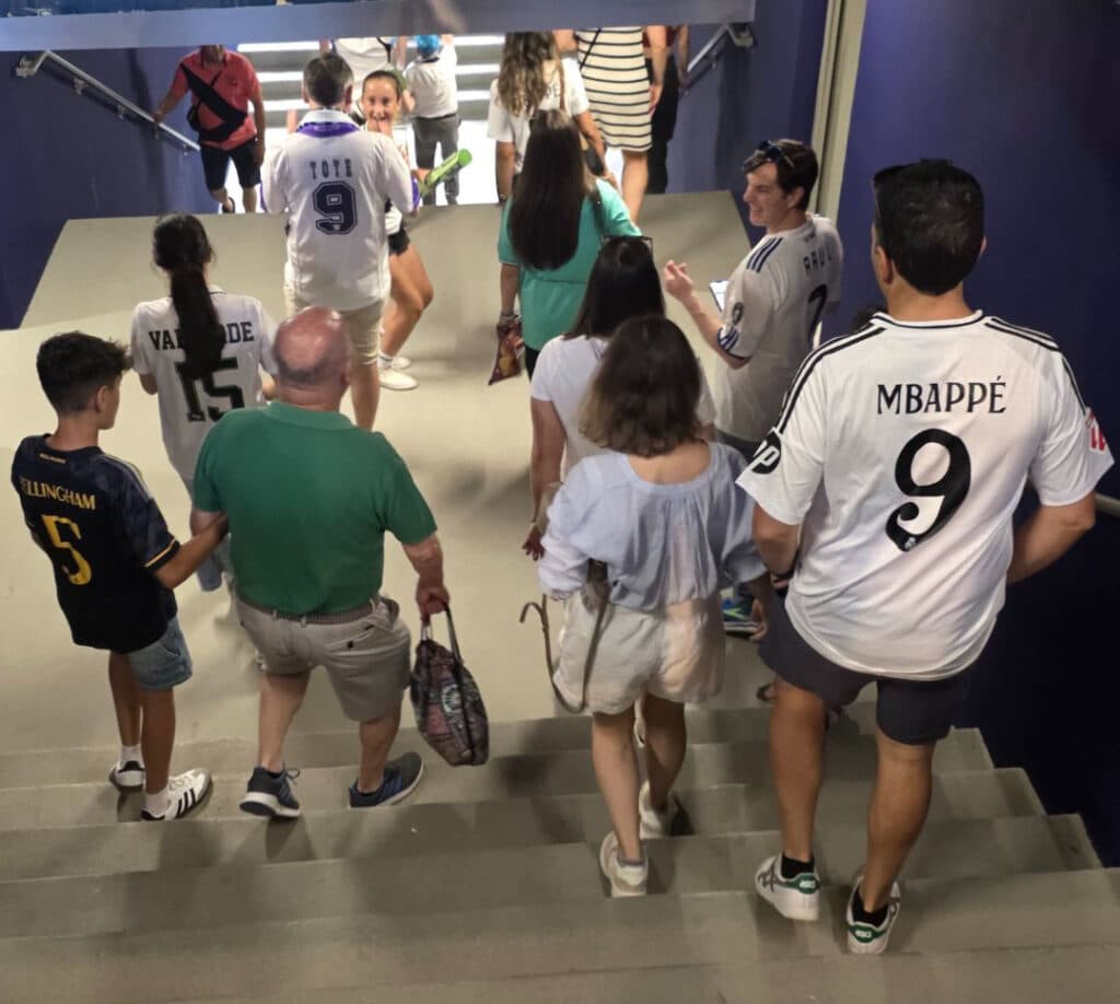 Fundación ConecTEA, presente en el Corazón Classic Match 2025 organizado por Fundación Real Madrid - Embedded Image 2