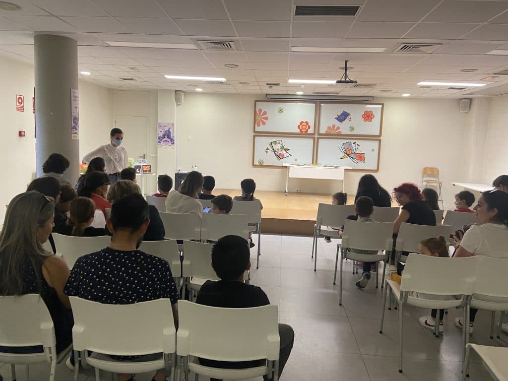 Biblioteca accesible: un programa que apoya a las personas con TEA - Embedded Image 7