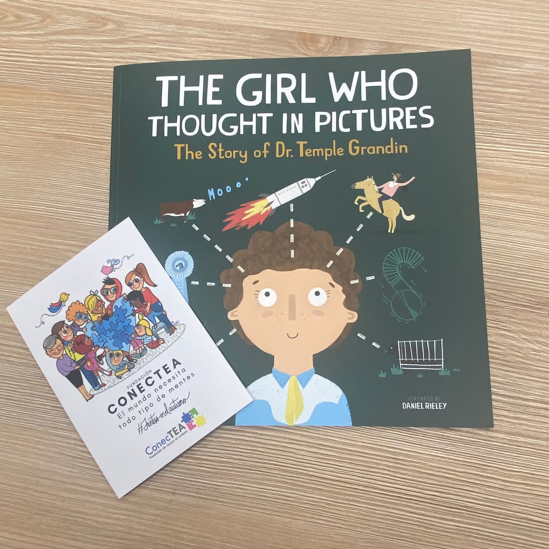 Mujer autista en la Ciencia - Hero Image