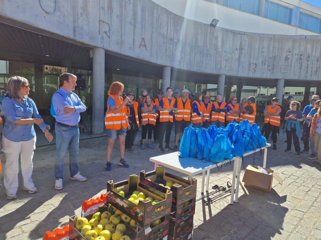 Fundación ConecTEA colabora en la caminata por el autismo en Tres Cantos - Embedded Image 5