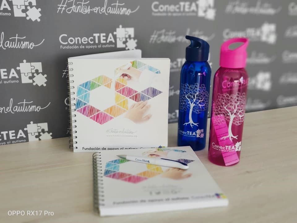 Participa en nuestra encuesta y en el sorteo de Fundación ConecTEA - Hero Image