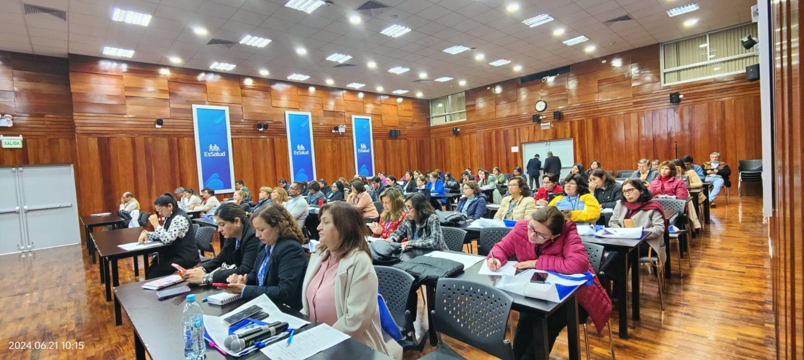 Fundación ConecTEA forma sobre Habilidades Sociales en personas con TEA a profesionales sanitarios de EsSalud Perú - Hero Image