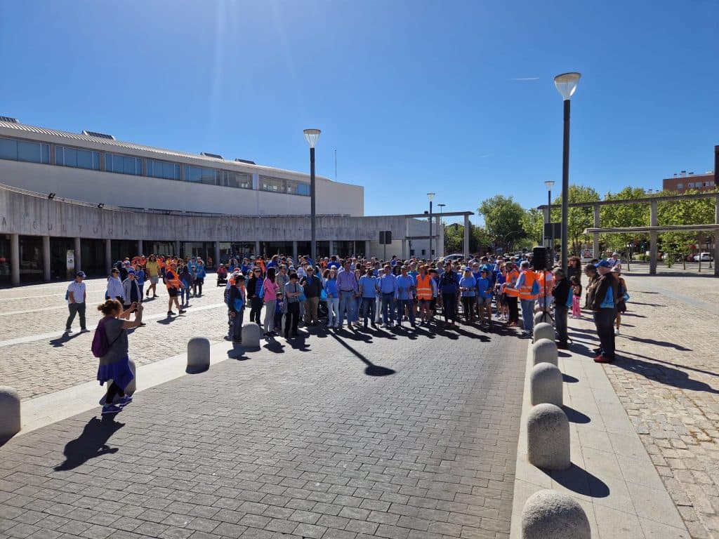 Fundación ConecTEA colabora en la caminata por el autismo en Tres Cantos - Embedded Image 6