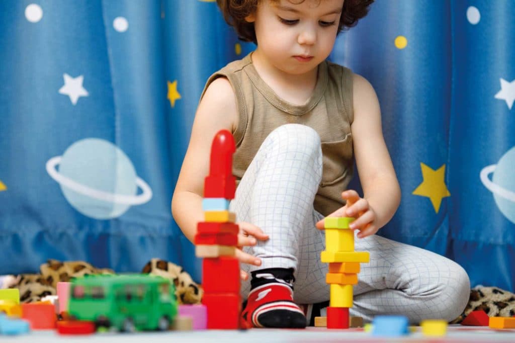 Fundación ConecTEA lanza una campaña con los primeros signos del autismo - Embedded Image 2