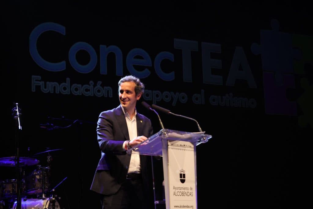Más de 400 personas acuden a la primera Gala Benéfica #JuntosenelAutismo en un evento TEA Accesible - Embedded Image 6