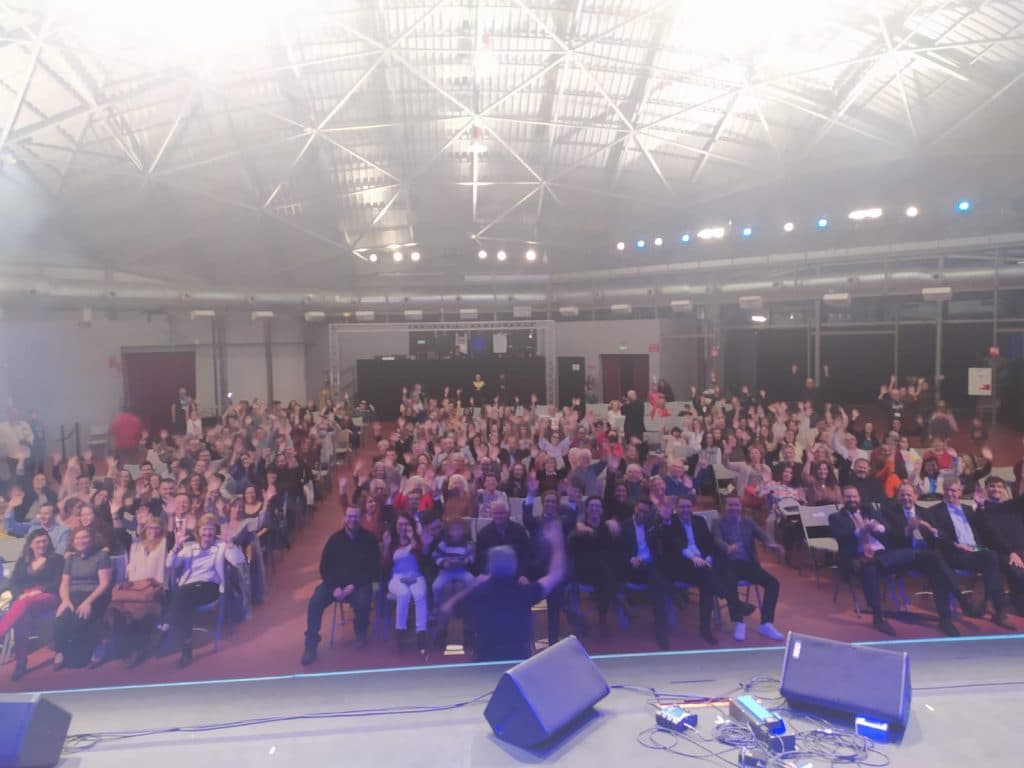 Más de 300 personas acuden a la II Gala Benéfica #JuntosenelAutismo en un evento TEA Accesible - Embedded Image 4