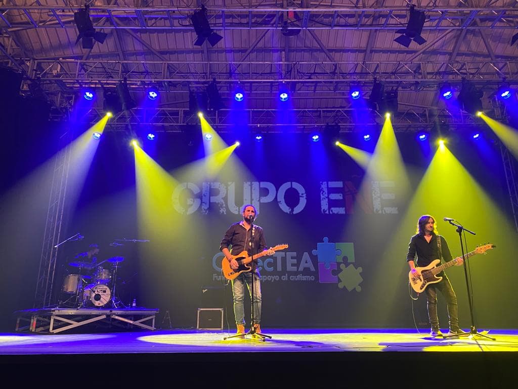 Más de 400 personas acuden a la primera Gala Benéfica #JuntosenelAutismo en un evento TEA Accesible - Embedded Image 7