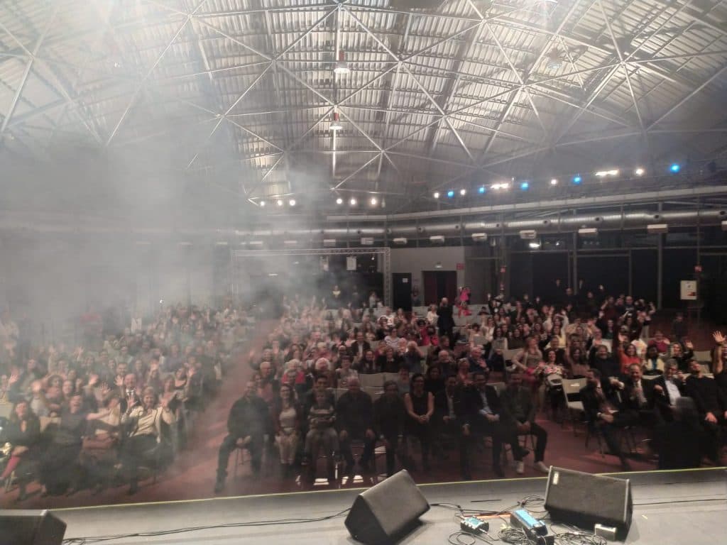 Más de 300 personas acuden a la II Gala Benéfica #JuntosenelAutismo en un evento TEA Accesible - Embedded Image 8