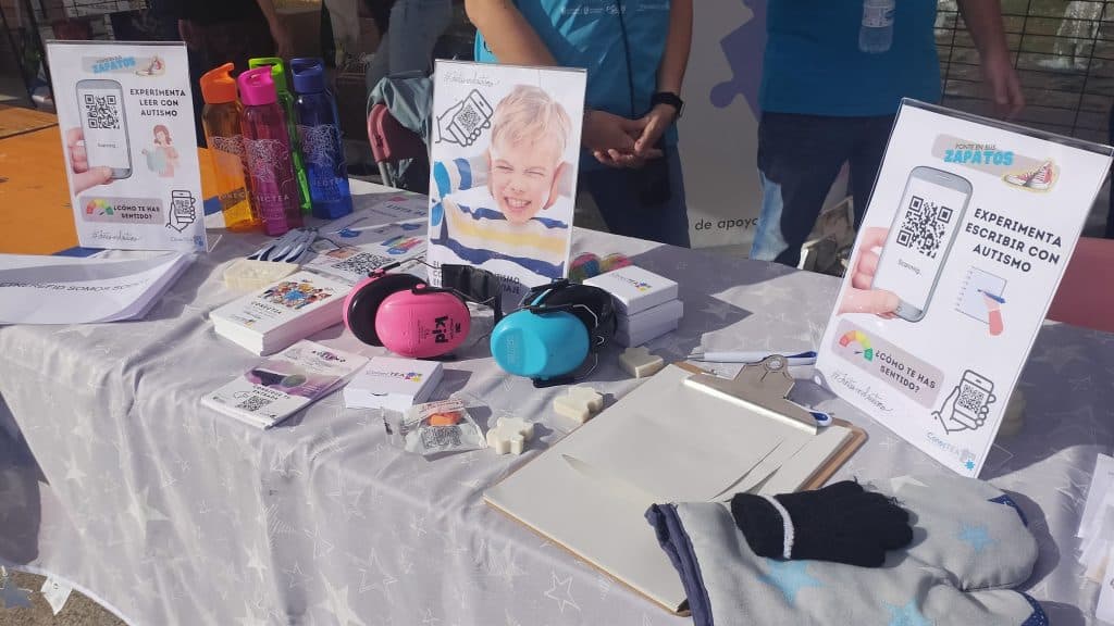 Fundación ConecTEA en la Feria de las Asociaciones de Alcobendas 2022 - Embedded Image 2