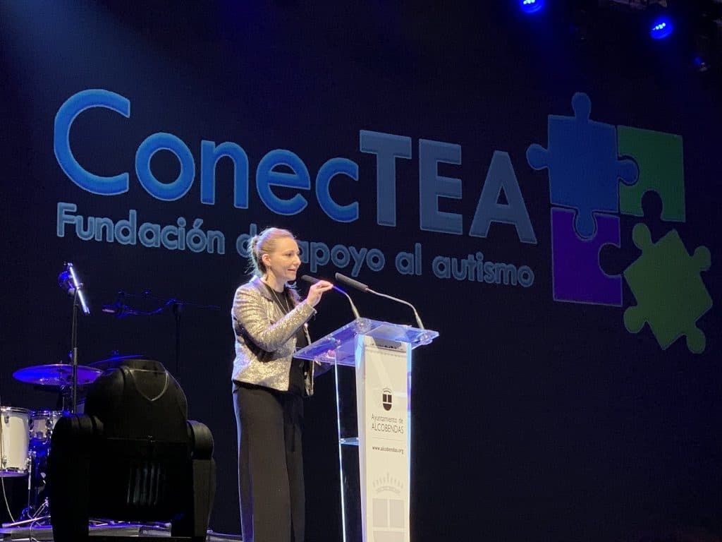 Más de 400 personas acuden a la primera Gala Benéfica #JuntosenelAutismo en un evento TEA Accesible - Embedded Image 2