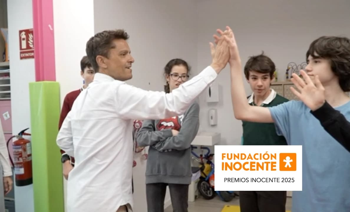 Vota a Javier Gallego y Fundación ConecTEA en los Premios Inocente 2025 - Hero Image